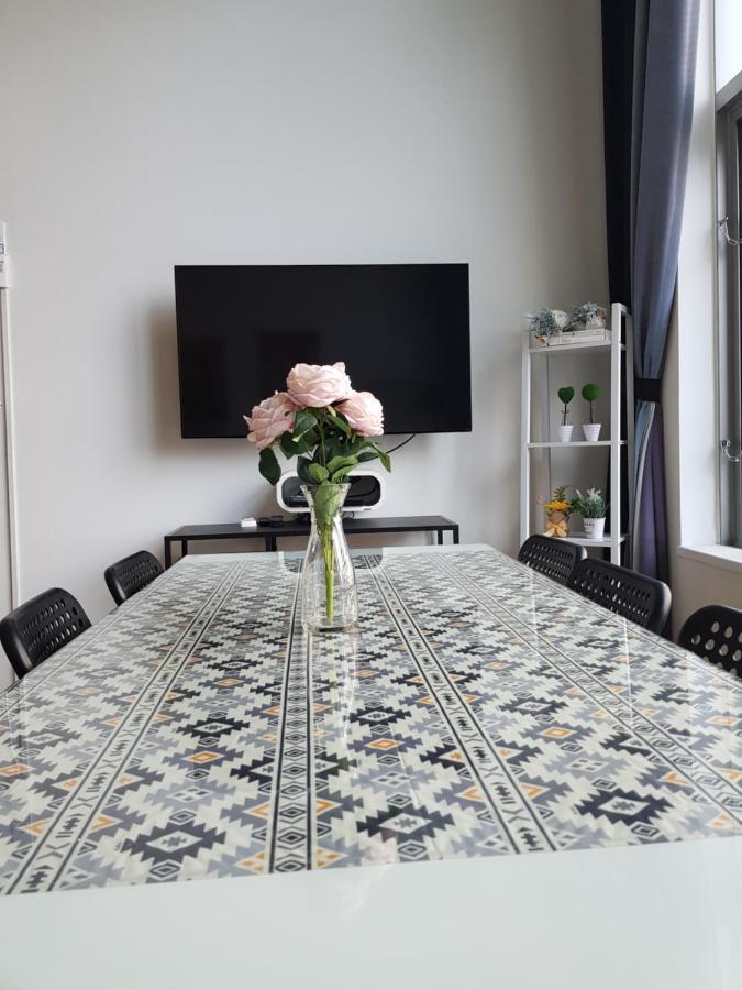 Hongdae Residence - 1Min From Hongik Uni Station Exit #1 Seoul Exterior foto